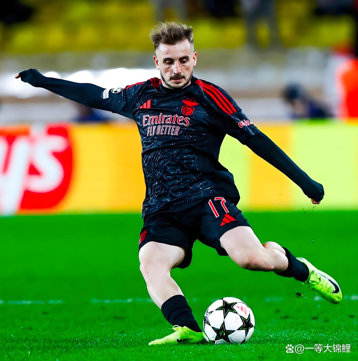 国际比赛日费耶诺德调整名单以备中超，回应争议环节打磨，质疑声仍在，球队文化再被提及的简单介绍