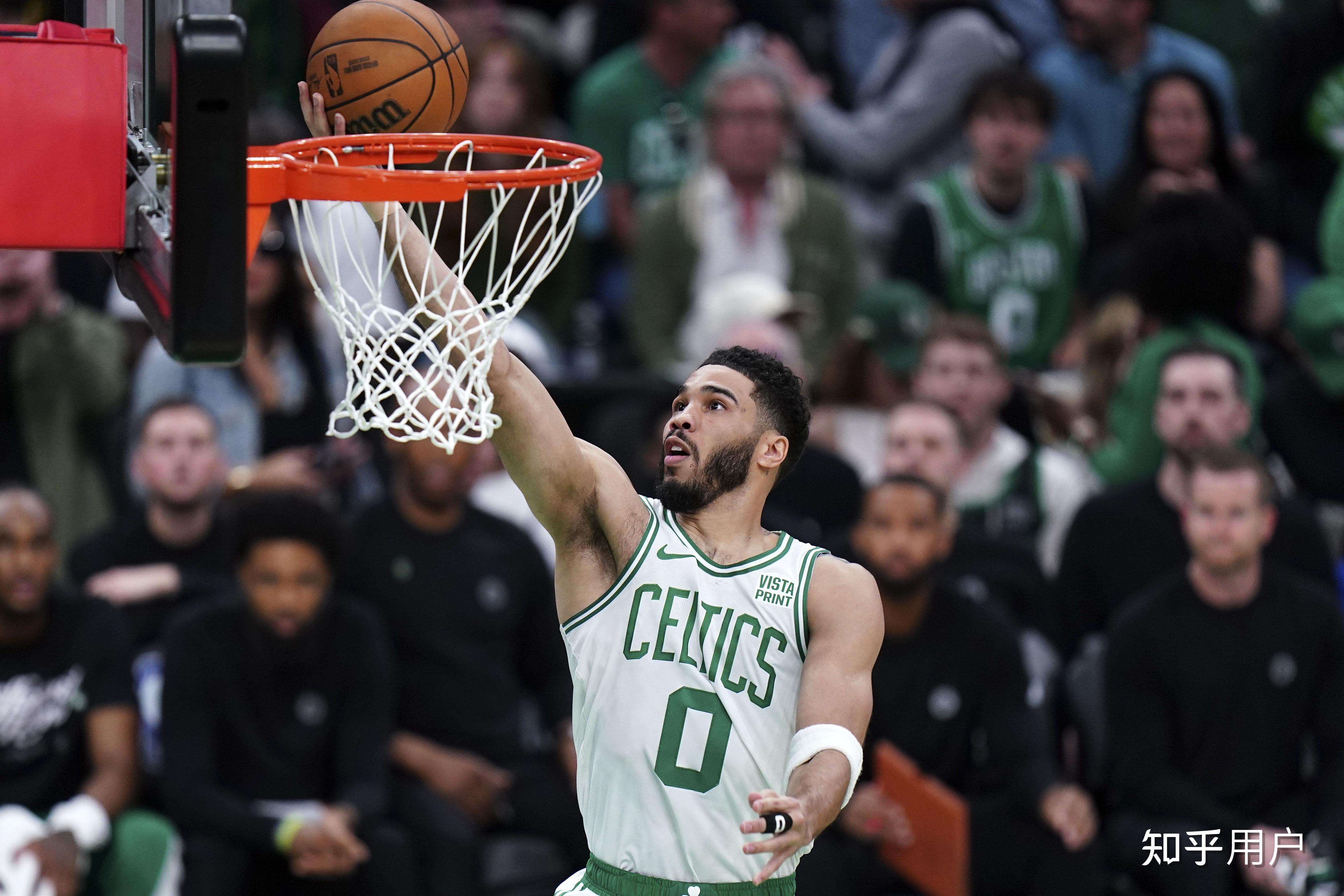 开云体育官网-NBA总决赛赛程吃紧;波士顿凯尔特人加时末段扳平良机;话题不断;更衣室氛围转暖的简单介绍