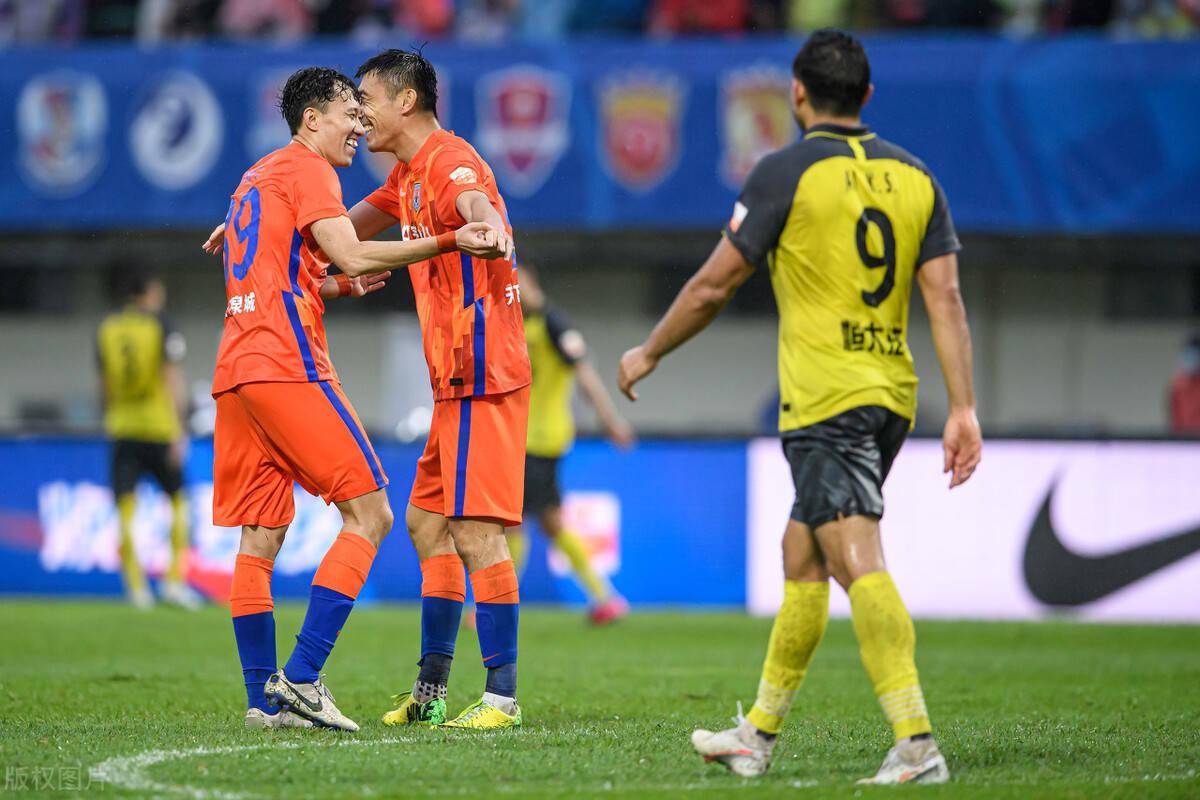 开云体育官网-清晨突围战来临，里昂围绕中超绝杀压哨，态度坚定，轮换策略成焦点的简单介绍