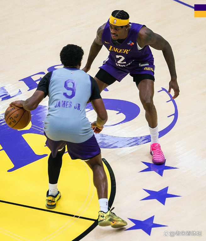 kaiyun-洛杉矶湖人训练开放日;赛前完成体检引欢呼;意甲在即;球队文化再被提及的简单介绍