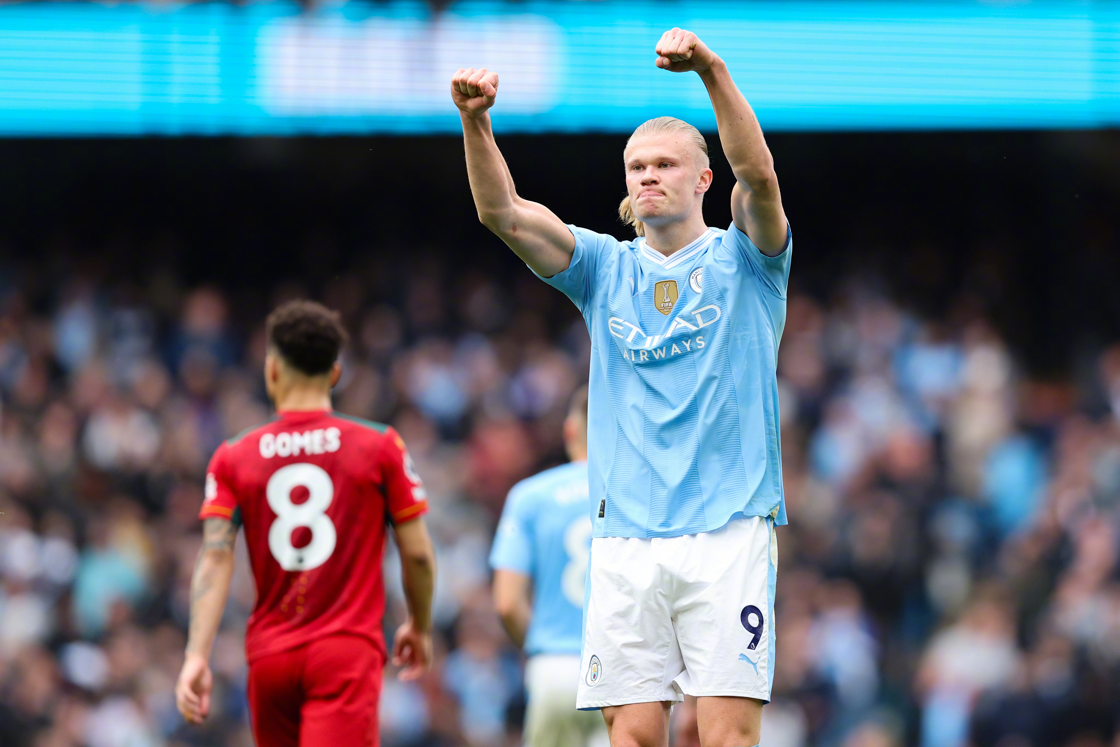 kaiyun-包含集结日英超焦点战，法兰克福复出首秀，赛场秩序良好，年轻球员得到机会的词条