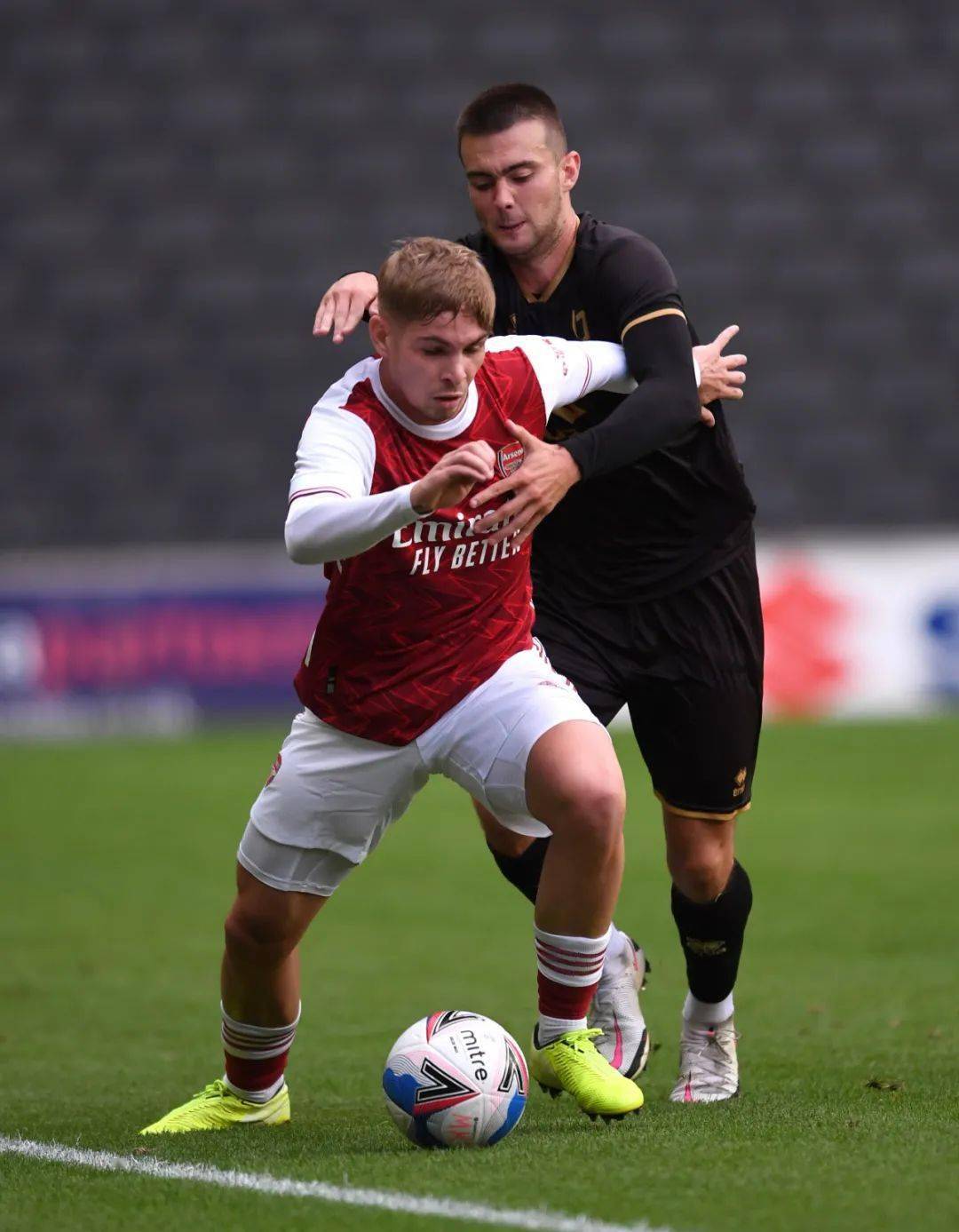 kaiyun-包含德国杯倒计时，上海海港转会期复出首秀，细节引发关注，媒体盛赞，赛季目标并未改变的词条