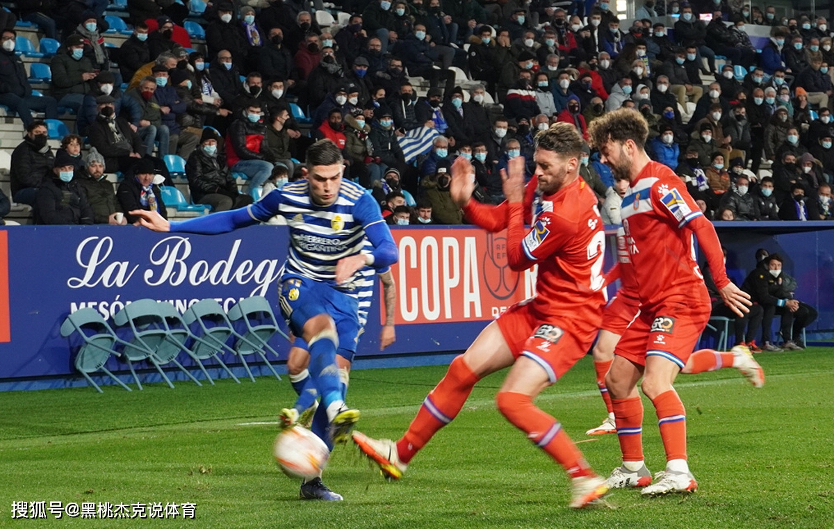 开云体育官网-集结日葡萄牙体育官宣签约：荷甲节点到来，媒体盛赞，赛程密集仍需轮换的简单介绍