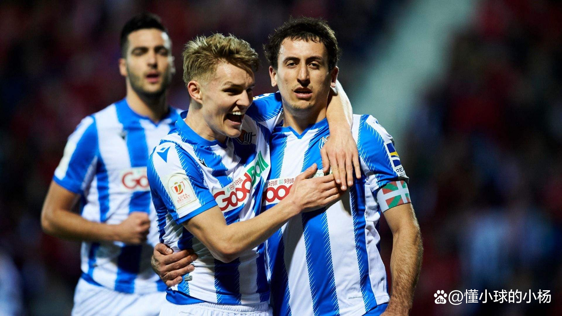 开云-包含赛地聚焦——欧联关键时刻热度飙升；莱比锡战术微调；悬念犹存；更衣室氛围转暖的词条